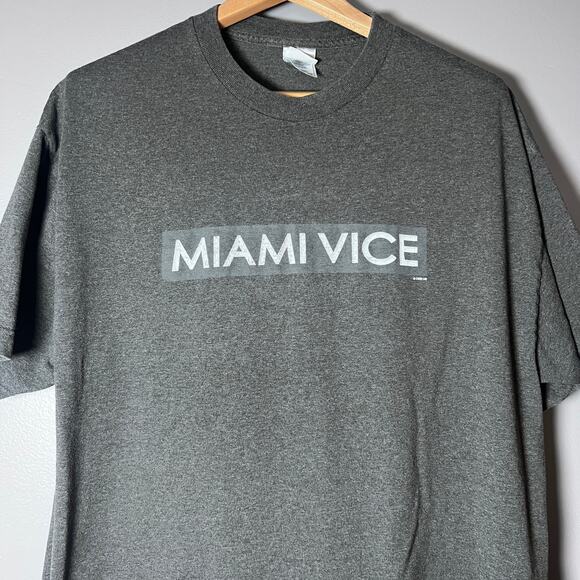 Miami Vice Graphic Tee Men’s XL Gray Retro Style Alstyle Shirt 2000s TV Show - Picture 8 of 9